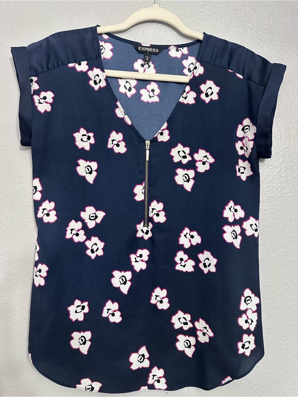 Express Navy Floral Zip V-Neck Blouse